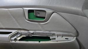 Обшивка двери передняя левая L G7 TOYOTA Hilux None