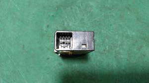 Кнопка включения задней противотуманки G7 TOYOTA Hilux 84165-33040