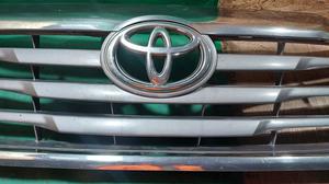 Решётка радиатора G7 TOYOTA Hilux None