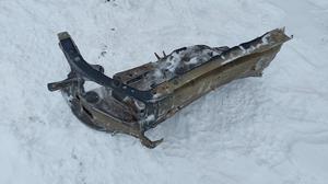 Фартук (лонжерон) крыла переднего левого L G7