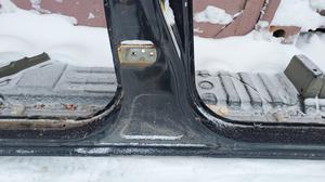 Боковая часть кабины порог стойка правая R G7 TOYOTA Hilux None