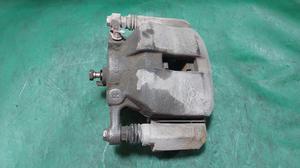 Суппорт передний правый R