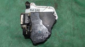 Замок двери передней R TLC200 TOYOTA Land Cruiser 200 69030-53090