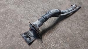 Горловина топливного бака