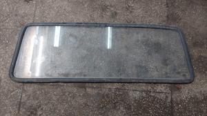 Стекло кабины заднее