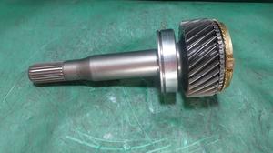 Вал вторичный (выходной) МКПП L200/5 MITSUBISHI L200 2522A405