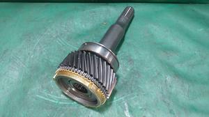 Вал вторичный (выходной) МКПП L200/5