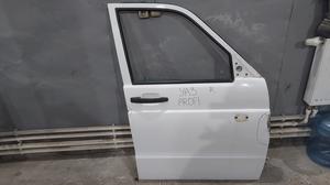 Дверь передняя правая R