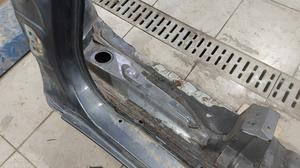 Боковая часть кабины порог стойка левая L G7 TOYOTA Hilux None