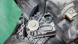 Фара передняя правая R G7 TOYOTA Hilux 81110-0K440