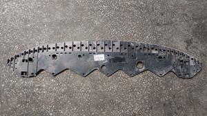 Защита бампера переднего нижняя Toyota Yaris 2007г.