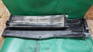 Жабо правое R G7 TOYOTA Hilux 55708-0K060