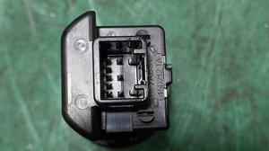 Кнопка старт/стоп G8 TOYOTA Hilux 89611-0K011