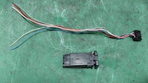 Кнопка подогрева сидений с разъёмом G8 TOYOTA Hilux 84751-71010