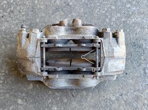 Суппорт передний левый L G8 TOYOTA Hilux 47750-0K300