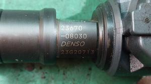 Форсунка топливная 2GD-FTV G8 TOYOTA HiluxTOYOTA Hilux 23670-08030
