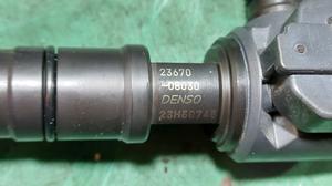Форсунка топливная 2GD-FTV G8 TOYOTA HiluxTOYOTA Hilux 23670-08030