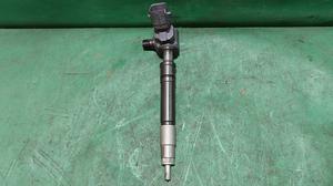 Форсунка топливная 2GD-FTV G8 TOYOTA HiluxTOYOTA Hilux 23670-08030
