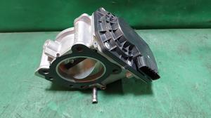 Дроссельная заслонка G8 TOYOTA HiluxTOYOTA Hilux 26100-0E040