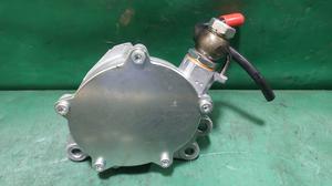 Насос вакуумный F2 TOYOTA FortunerTOYOTA Fortuner 29300-0E010
