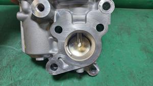 Клапан EGR электрический G8 TOYOTA HiluxTOYOTA HiluxTOYOTA Hilux 25800-0E010