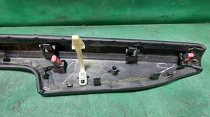 Накладка обшивки двери передняя правая R G8 TOYOTA Hilux 74210-0K080-C2
