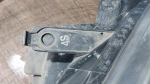 Фара передняя R G8 TOYOTA Hilux 81110-0K730