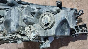 Фара передняя L G8 TOYOTA Hilux 81150-0K730
