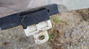 Стекло двери передней левой L G7 TOYOTA Hilux 68102-0K111