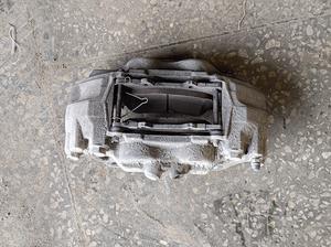 Суппорт передний левый L G8 TOYOTA Hilux 47750-0K300