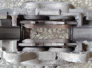 Суппорт передний правый R G8 TOYOTA Hilux 47730-0K300