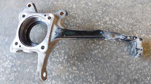 Кулак поворотный правый R G8 TOYOTA Hilux 43211-KK010
