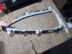 Подушка (шторка) безопасности потолочная правая R G8 TOYOTA Hilux 62170-0K100