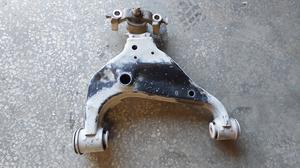 Рычаг передний нижний правый R G8 TOYOTA Hilux 48068-0K090