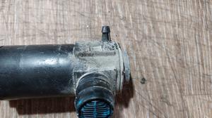 Моторчик и насос стеклоомывателя G8 TOYOTA Hilux 85330-33070