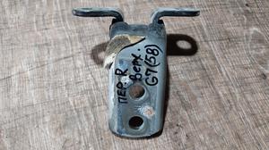 Петля двери передней верхняя правая G7 TOYOTA Hilux 68710-0D030