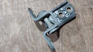 Петля двери передней верхняя правая G7 TOYOTA Hilux 68710-0D030