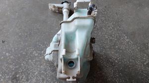 Бачок омывателя G8 TOYOTA Hilux 85315-71040