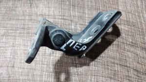 Петля двери передней верхняя левая L G7 TOYOTA Hilux 68720-0D030