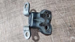 Петля двери передней нижняя левая L G7 TOYOTA Hilux 68740-52010