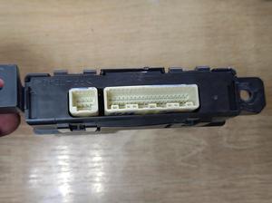 Блок управления климат-контролем G8 TOYOTA Hilux 88650-0K560