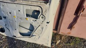 Дверь передняя правая R G8 TOYOTA Hilux 67001-KK010