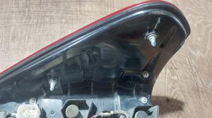 Фонарь задний левый L G8 TOYOTA HiluxTOYOTA HiluxTOYOTA Hilux 81560-0K700