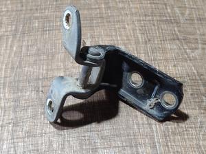 Петля двери задней нижняя левая L G7 TOYOTA Hilux 68780-52031