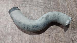 Патрубок интеркулера R G8 TOYOTA Hilux 17341-0L020