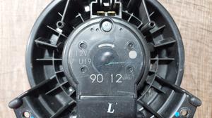 Мотор печки G8 TOYOTA Hilux 87103-0K390