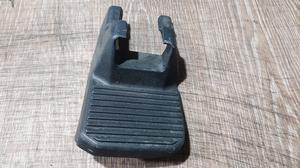 Заглушка крепления сиденья водителя R G8 TOYOTA Hilux 72158-KK010
