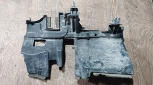 Дефлектор радиатора левый L G8 TOYOTA Hilux 53294-YP030