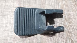 Заглушка крепления сиденья водителя R G8 TOYOTA Hilux 72158-KK010