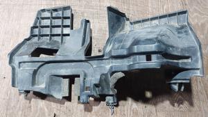 Дефлектор радиатора левый L G8 TOYOTA Hilux 53294-YP030